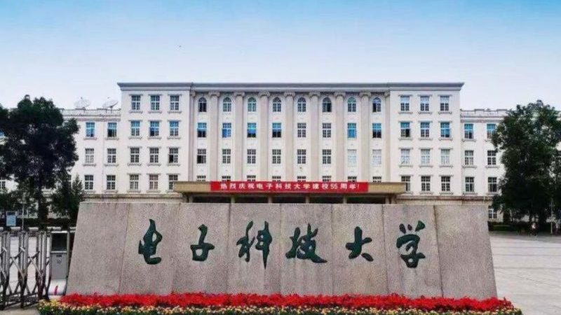 自动补偿电容柜：揭秘其工作原理与应用