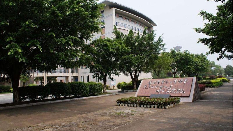 SMT红胶工艺不良率降低策略解析